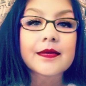 Meet your Posher, Chila